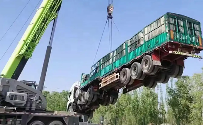 楚雄道路脱困救援案例